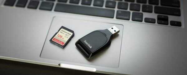 ⁦READER SANDISK UHS-I⁩ - الصورة ⁦2⁩