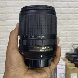 LENS NIKON 18-140  USED