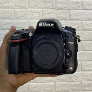 NIKON D610 USED